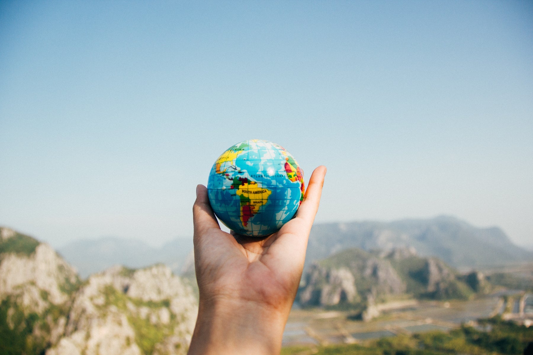 5 Ways We Love the eARTh, Sustainable Business Practices