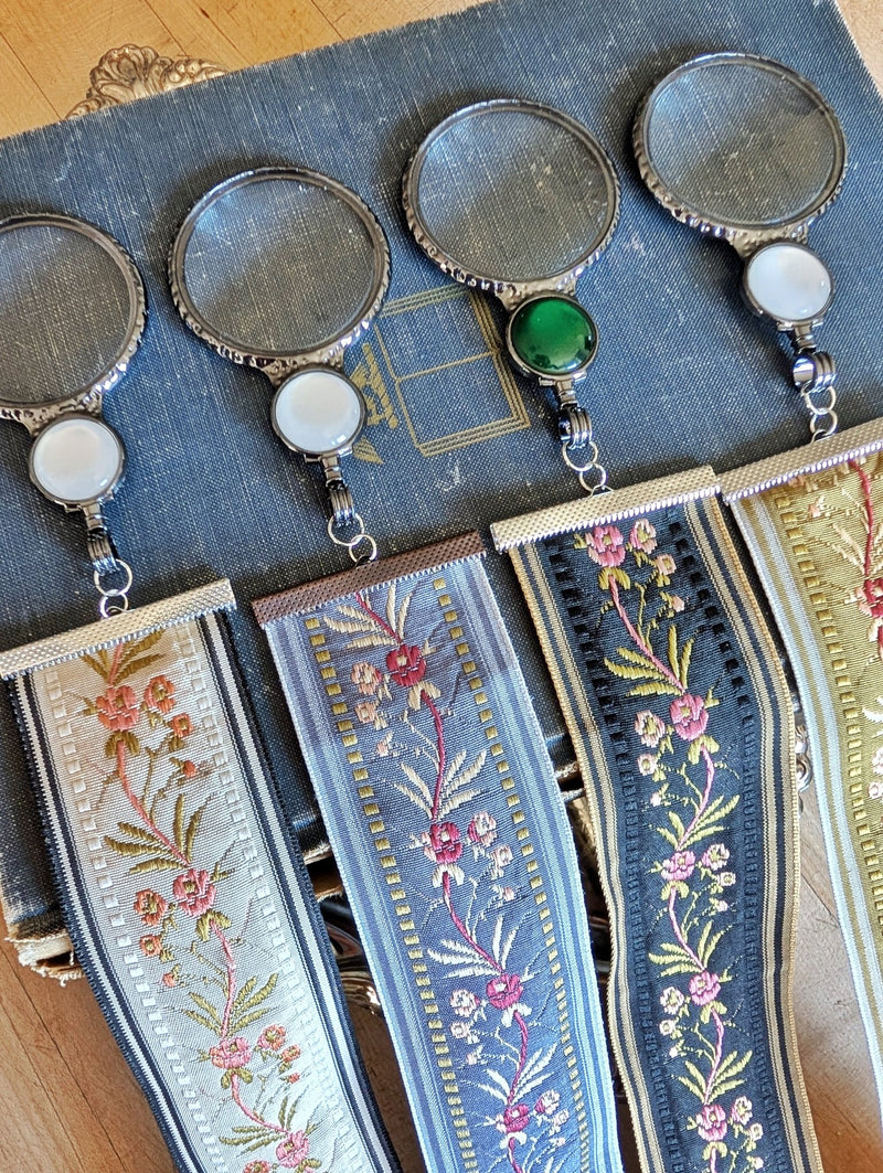 Vintage Reader’s Magnifying Bookmark - Art Department LLC