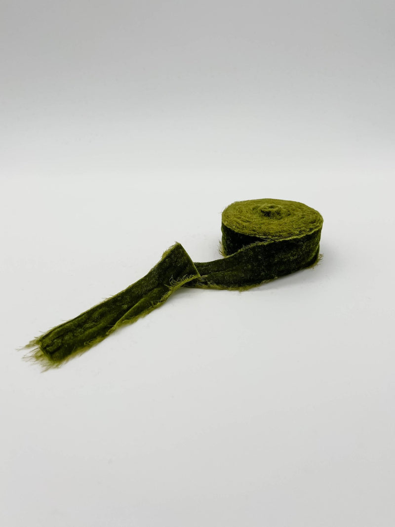 1.25" Raw Edge Velvet Ribbon - Art Department LLC