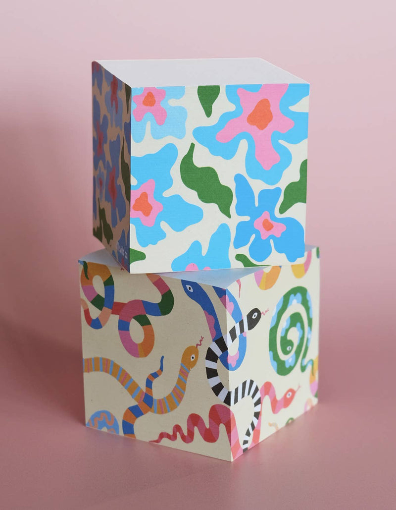 Sticky Note Cube | Colorful Snakes - Art Department LLC