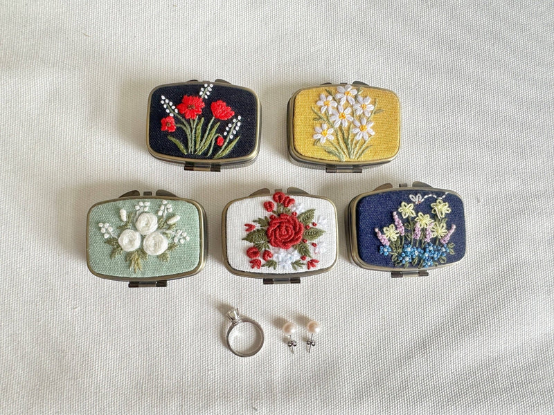 Floral Embroidered Rectangle Mini Jewelry Box With Mirror - Art Department LLC