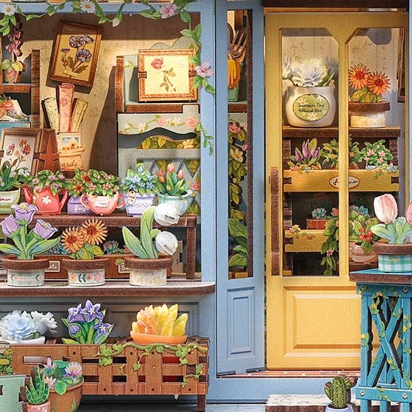 DIY Book Nook Kit: Anna‘s Blue Blossom - Art Department LLC